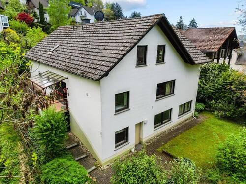 Ansicht vom Garten - 7 Zimmer Einfamilienhaus in Gelnhausen