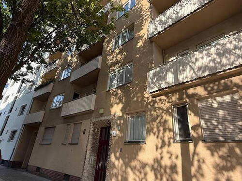 Eingang - Etagenwohnung mit 53,40 m² in Berlin zum Kaufen