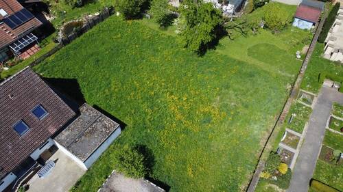 Grundstück - Idyllisches Bauland in Rosswälden: Ihre Chance, ein Traumheim für Ihre Familie zu verwirklichen!