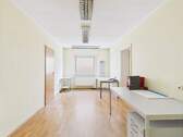 Büro 1 - 