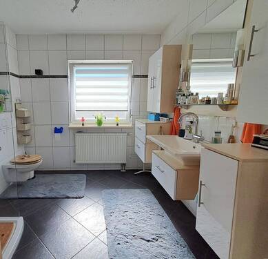 Badezimmer Erdgeschoss - 