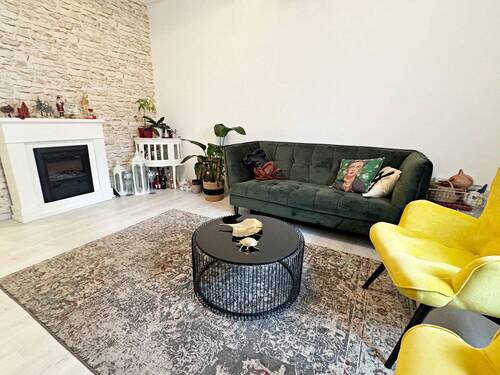 Wohnbereich - Modernisierte 4,5-Zimmer-Wohnung in ruhiger Lage von Oberesslingen