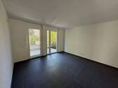 Wohn-Essbereich zum Nordbalkon hin - 