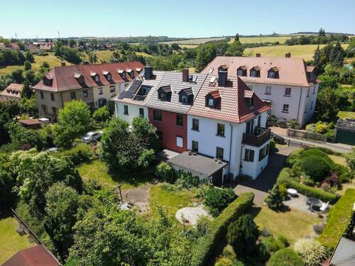 Titelbild - +++ Stadthaus mit weitläufigem Garten und traumhaften Ausblick +++