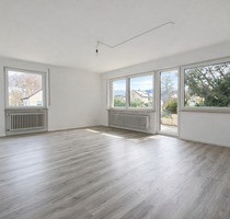 Lichtdurchflutete 3,5-Zimmer-Wohnung mit Terrasse zum Entspannen - Schorndorf