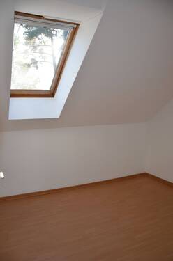 Zimmer 2 - 