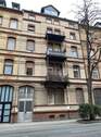 Hausfront - Freie 3-Zimmer-Wohnung mit Balkon in zentraler Lage! Provisionsfrei