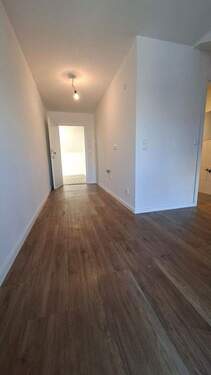 Wohn- und Schlafzimmer - Etagenwohnung mit 30,00 m&sup2; in Holzkirchen zur Miete