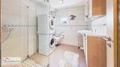 Duschbad mit Waschmaschinenanschluss - 