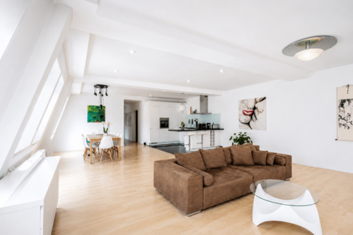 Wohnbereich - 2 Zimmer Etagenwohnung zum Kaufen in Karlsruhe