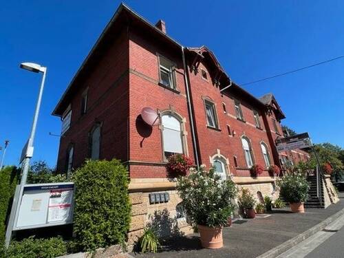 Seitliche Hausansicht - Einfamilienhaus in Staudernheim