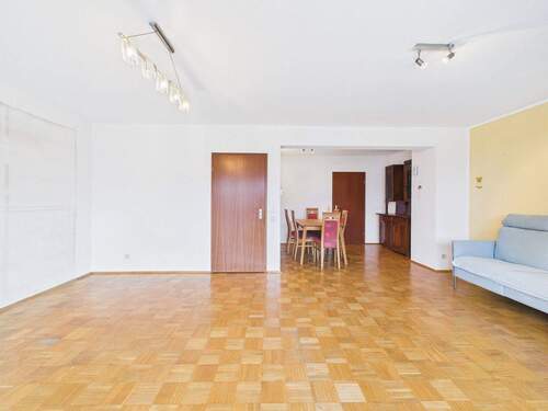 Wohn- / Esszimmer EG - 