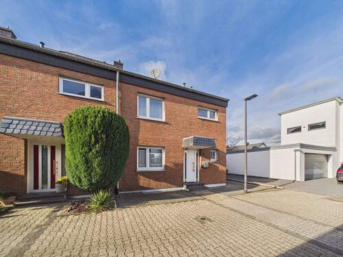 Hausansicht - 4 Zimmer Reihenendhaus in Zülpich