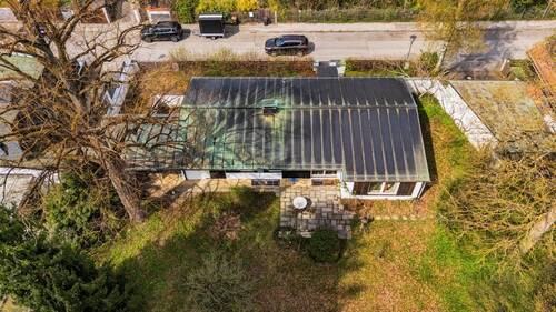 Haus Südseite von oben - Großzügiges Wohnbaugrundstück in Haar - verwirklichen Sie Ihren Wohntraum vor den Toren Münchens
