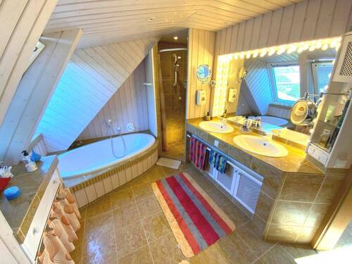Badezimmer DG - 