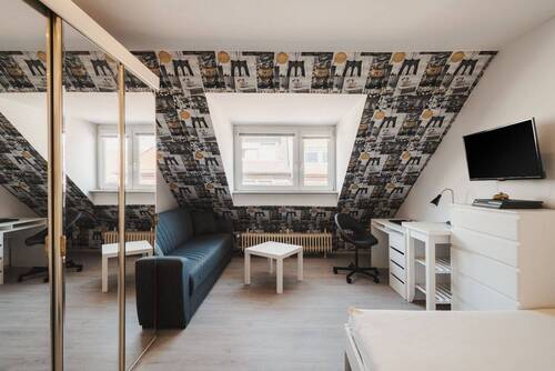 Zimmer 3 - 