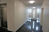 Hauseingang Bild 1 - 2 Zimmer Etagenwohnung zur Miete in Westerstede