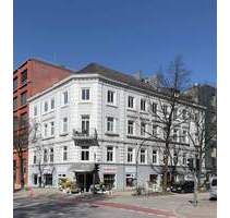 Helle und charmante Altbauwohnung mit originalem Dielenboden in bester Lage - Hamburg Uhlenhorst