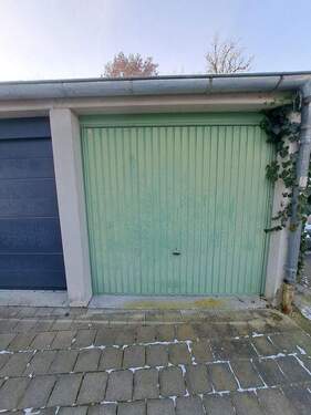 Stellplatz in Doppelgarage - 