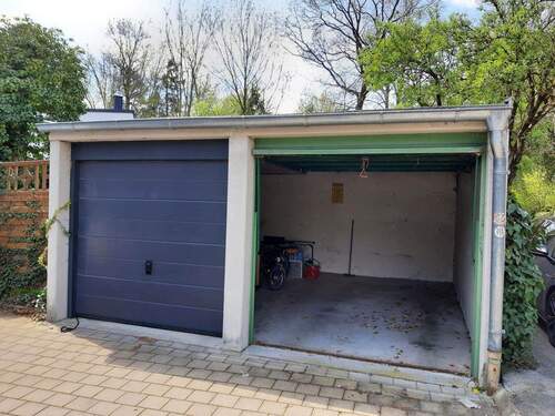 Stellplatz in Doppelgarage - 