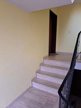 Wohnungseingang - 3 Zimmer Etagenwohnung in Gröbenzell