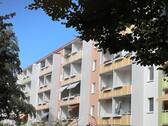 Hausansicht Balkonseite - 3-Zimmer-Wohnung mit Balkon sucht Lieblingsmieter
