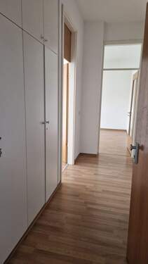 PHOTO-2025-11-03-20-10-49 - Etagenwohnung mit 56,10 m² in Chemnitz zur Miete