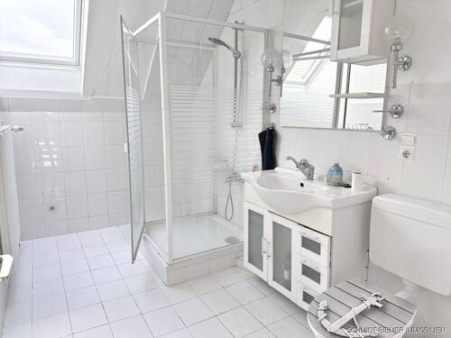 Obergeschoss - Badezimmer - 