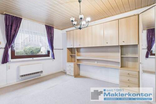 Schlafzimmer OG - Einfamilienhaus mit 197,00 m² in Neustrelitz zum Kaufen