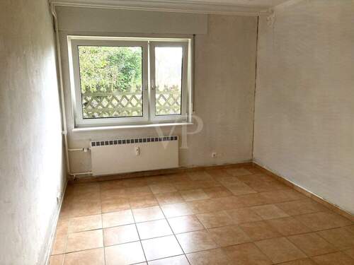 Zimmer - 3 Zimmer Etagenwohnung zum Kaufen in Hofheim am Taunus