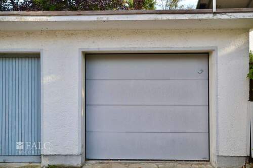 Garage - 