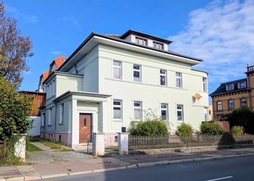 Hausansicht - Gemütliche 3 - Raum Wohnung mit Gartennutzung und Stellplatz