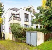 Lichtdurchflutetes Dachgeschoss mit Westloggia und 10 m² Terrasse - Berlin Lichtenrade