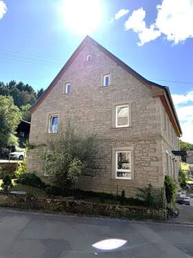 Seitenansicht - 5 Zimmer Einfamilienhaus zum Kaufen in Schmittweiler