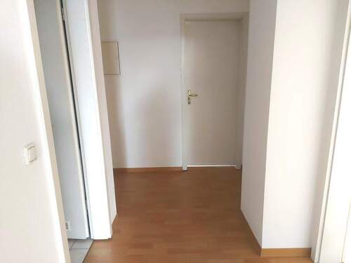 Flur - 2 Zimmer Etagenwohnung in Gera