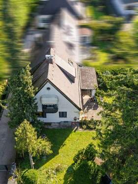 Luftbild - 5 Zimmer Reihenendhaus in Grünwald