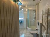Bad mit Sauna - 