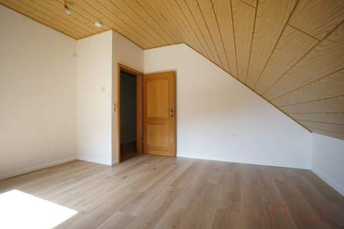 Zimmer 1 DG - 