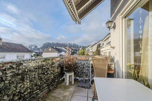 Balkon mit Blick zum Lemberg - 