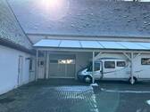 Eine der drei Garagen - 
