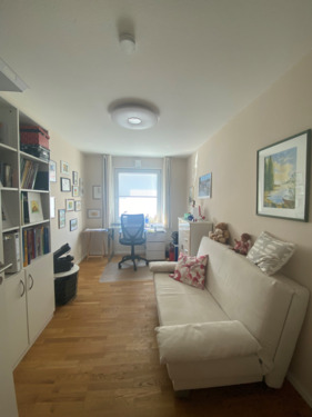 Kinderzimmer oder Büro - 