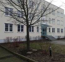 HALLE MIT KÜHLHALLE, HOCHREGALLAGER, BÜROS UND BESPRECHUNGSRAUM, TOP! - Schkeuditz Glesien