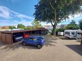 Carport auf dem Grundstück - Etagenwohnung mit 27,00 m&sup2; in Neustrelitz zum Kaufen
