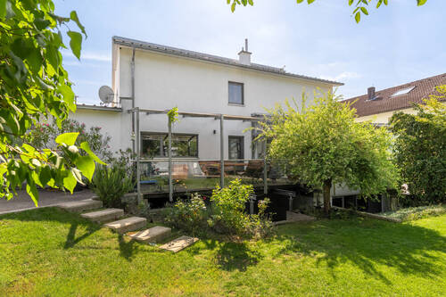 Vom Wohnhaus... - 