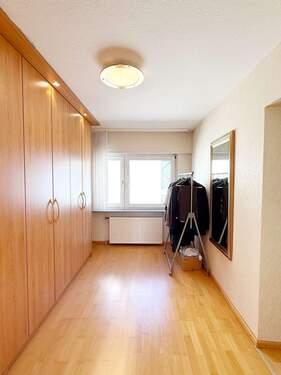 Ankleidezimmer OG - 