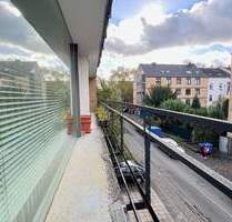 Bezugsfreie Vier-Raumwohnung mit Balkon in ruhiger Lage - Düsseldorf Eller