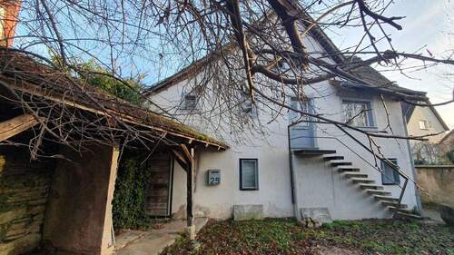 Hauszugang / Hofareal - Ehemalige Galerie - Ideal für Puristen!