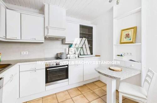 Küche - Helle 3-Zimmer-Wohnung in Hirschau mit Balkon und Garage