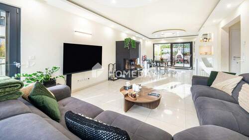 EG Wohnzimmer 1 - 6 Zimmer Mehrfamilienhaus, Wohnhaus in Waiblingen