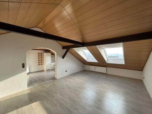 Wohnzimmer - Etagenwohnung mit 81,00 m&sup2; in Schnaittach zum Kaufen